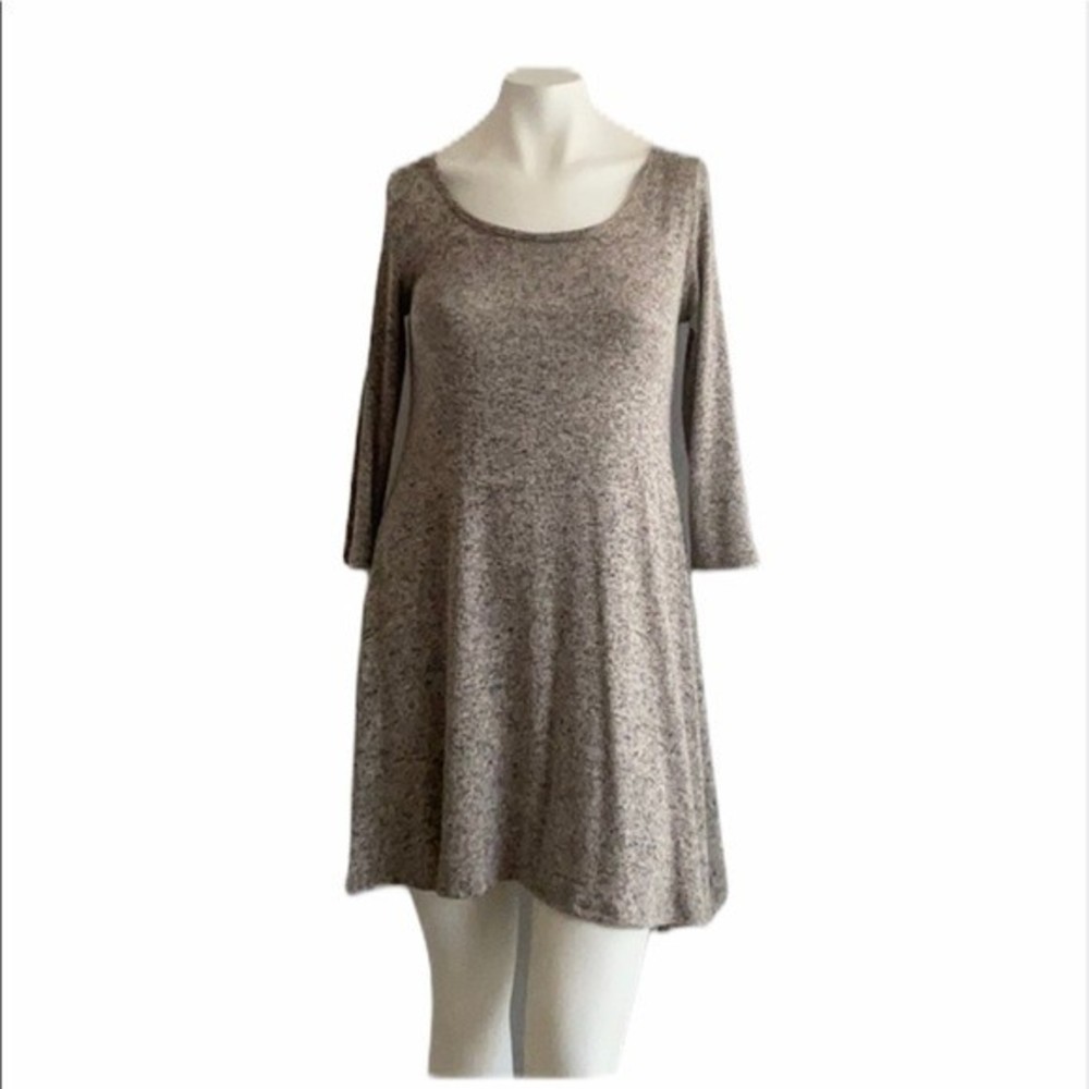 Pinc Brown Shift Mini Dress Small 3/4 Sleeves Scoop Neck ZigZag Back Pullover